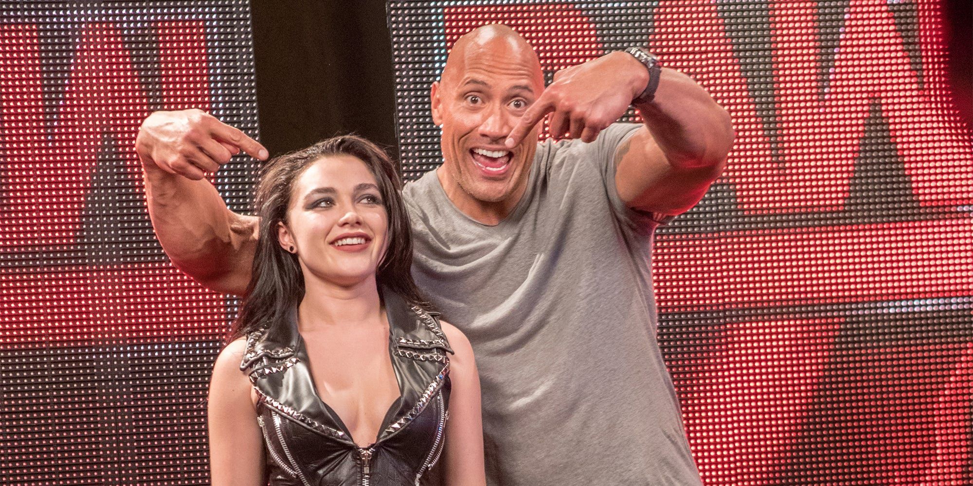 Florence Pugh as Paige and Dwayne Johnson as himself in Fighting With My Family (2019)