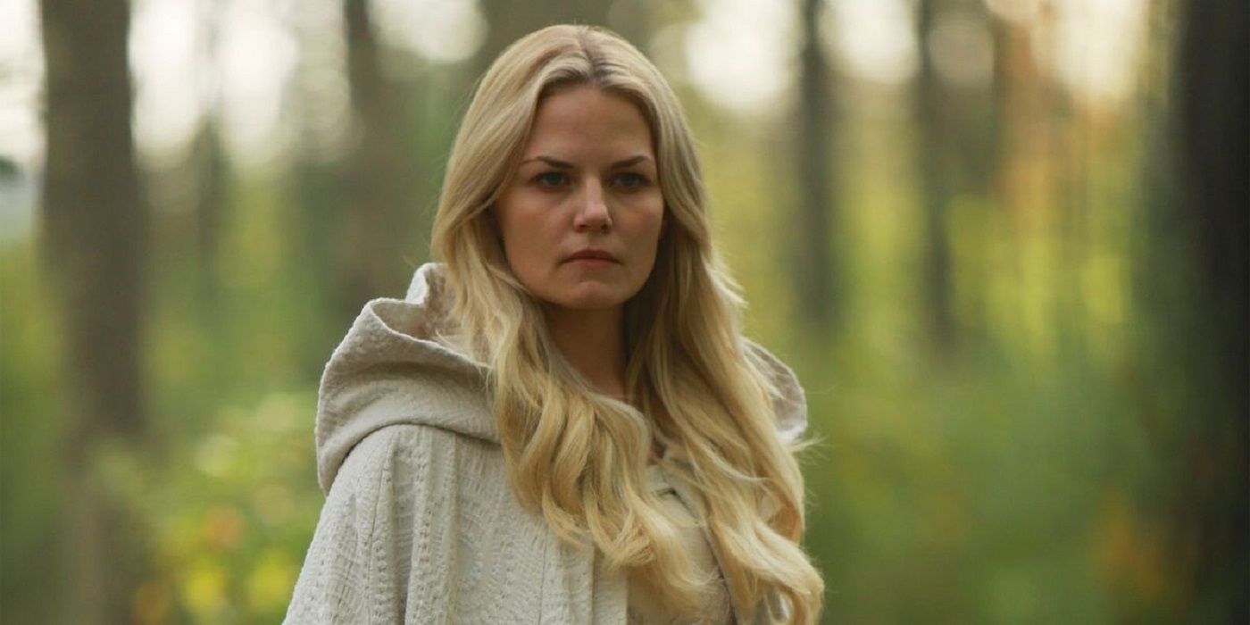 Jennifer Morrison as Emma Swan standing in the woods in Once Upon a Time