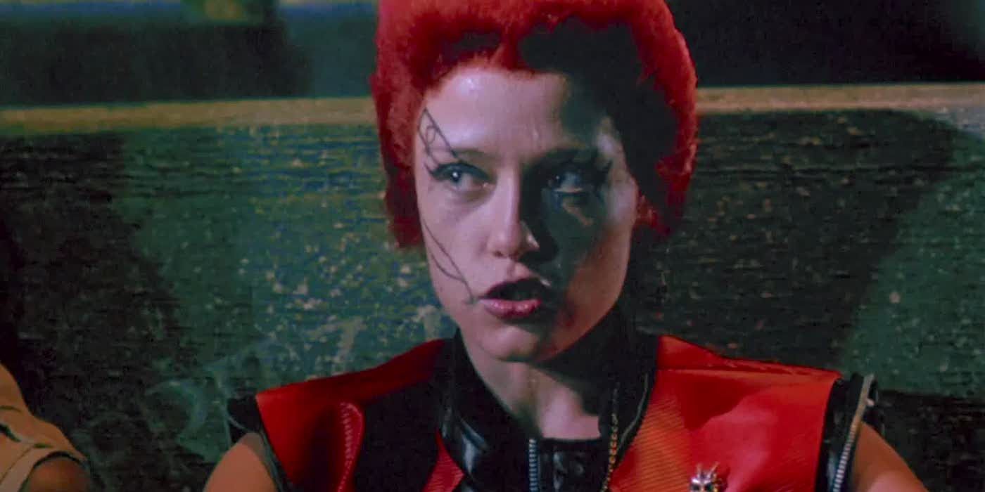 linnea quigley-The Return of the Living Dead