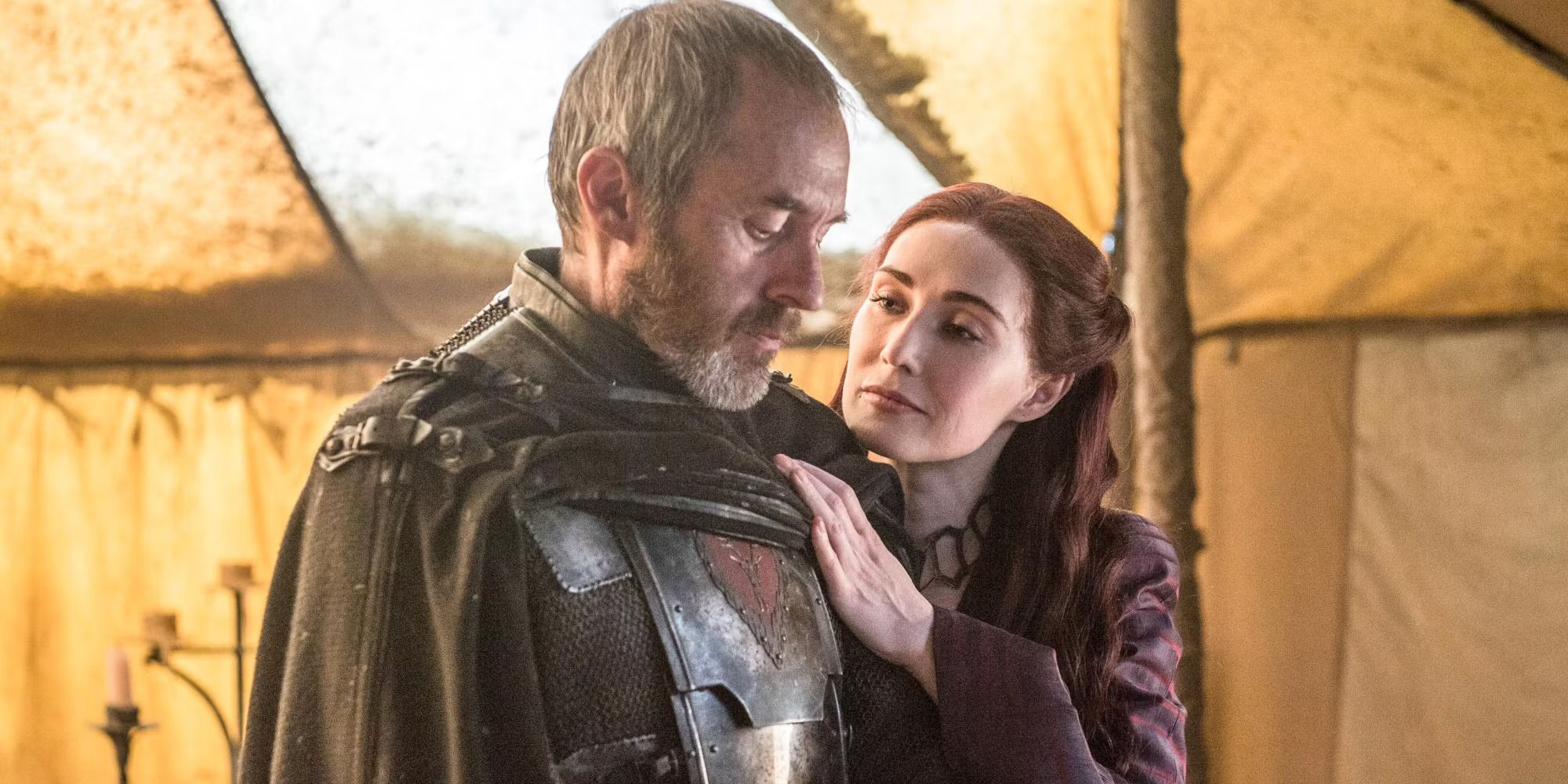 Stannis Baratheon (Stephen Dillane) and Melisandre (Carice van Houten) in a tent in 'Game of Thrones'