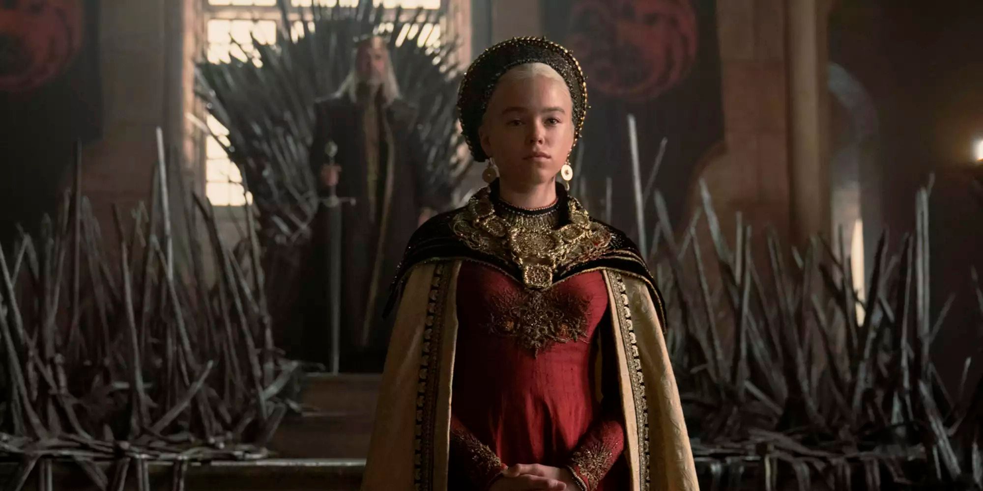 Putri Rhaenyra Targaryen berdiri di depan Raja Viserys dan Iron Throne di 'House of the Dragon'