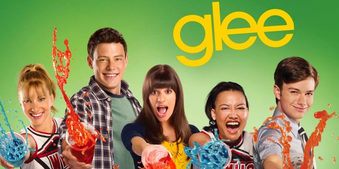 Characters from Glee throwing slushies at the camera