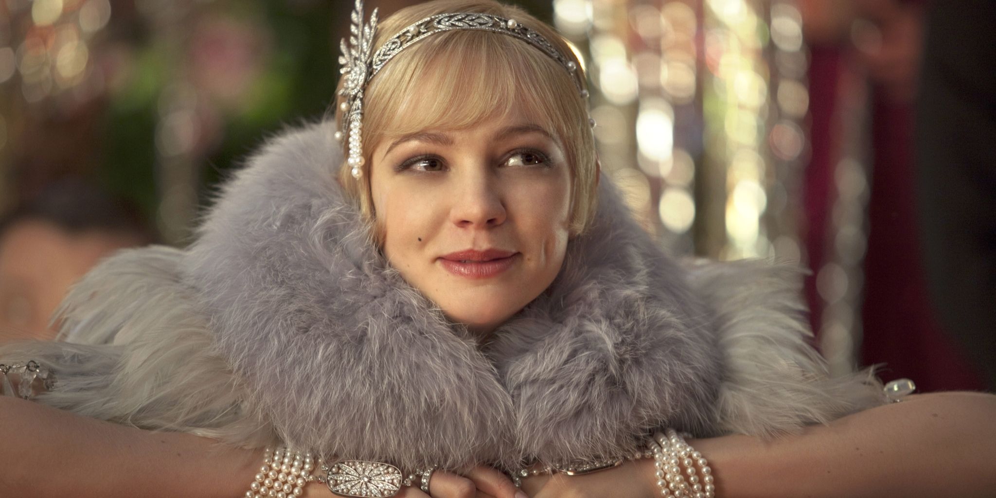 the great gatsby carey mulligan in furs and pearls as daisy