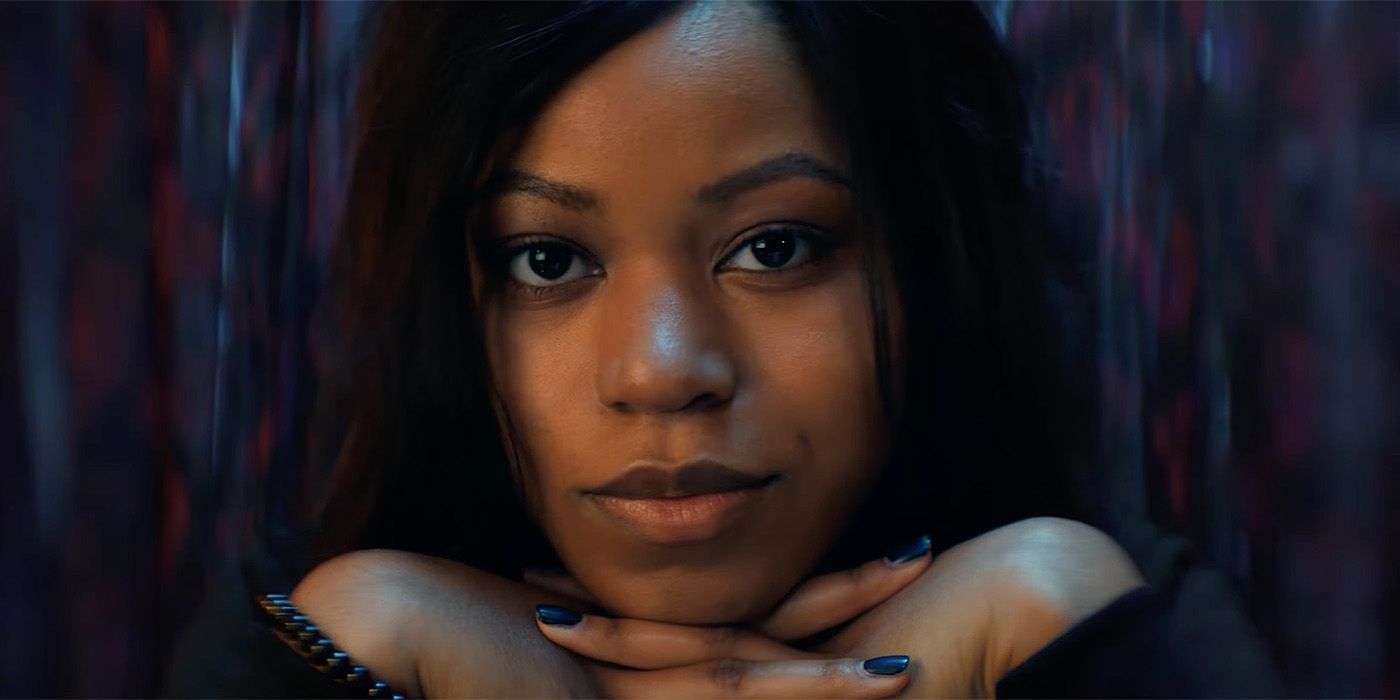 Riele Downs as Darby in Darby and the Dead