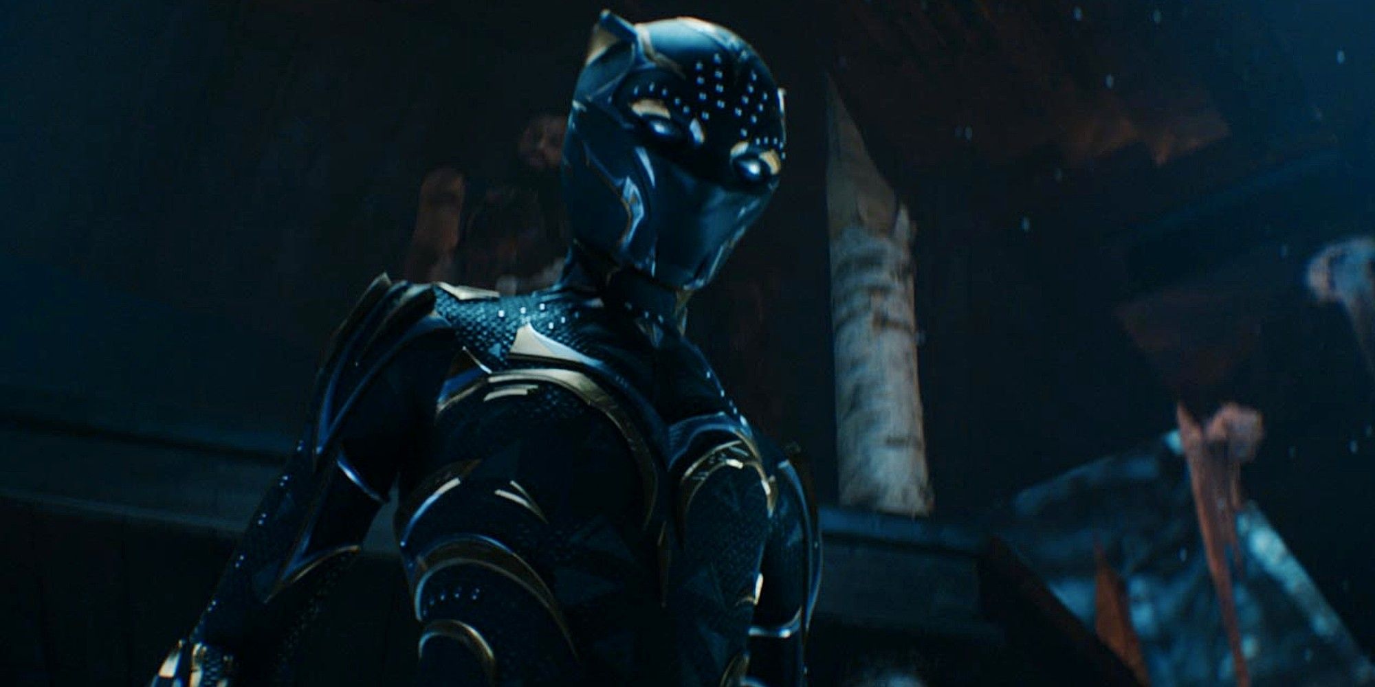 Shuri dans son costume de Panthère Noire dans 'Black Panther : Wakanda Forever'.