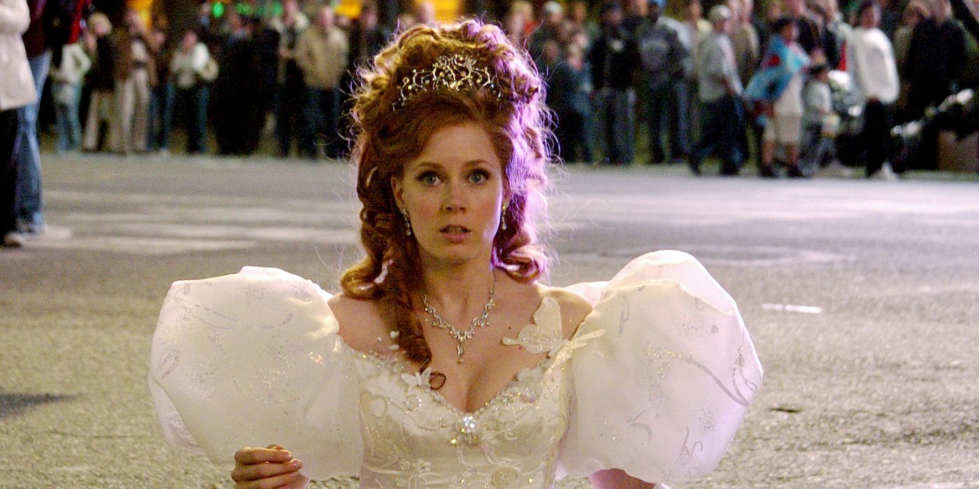 Giselle looking confused in Enchanted