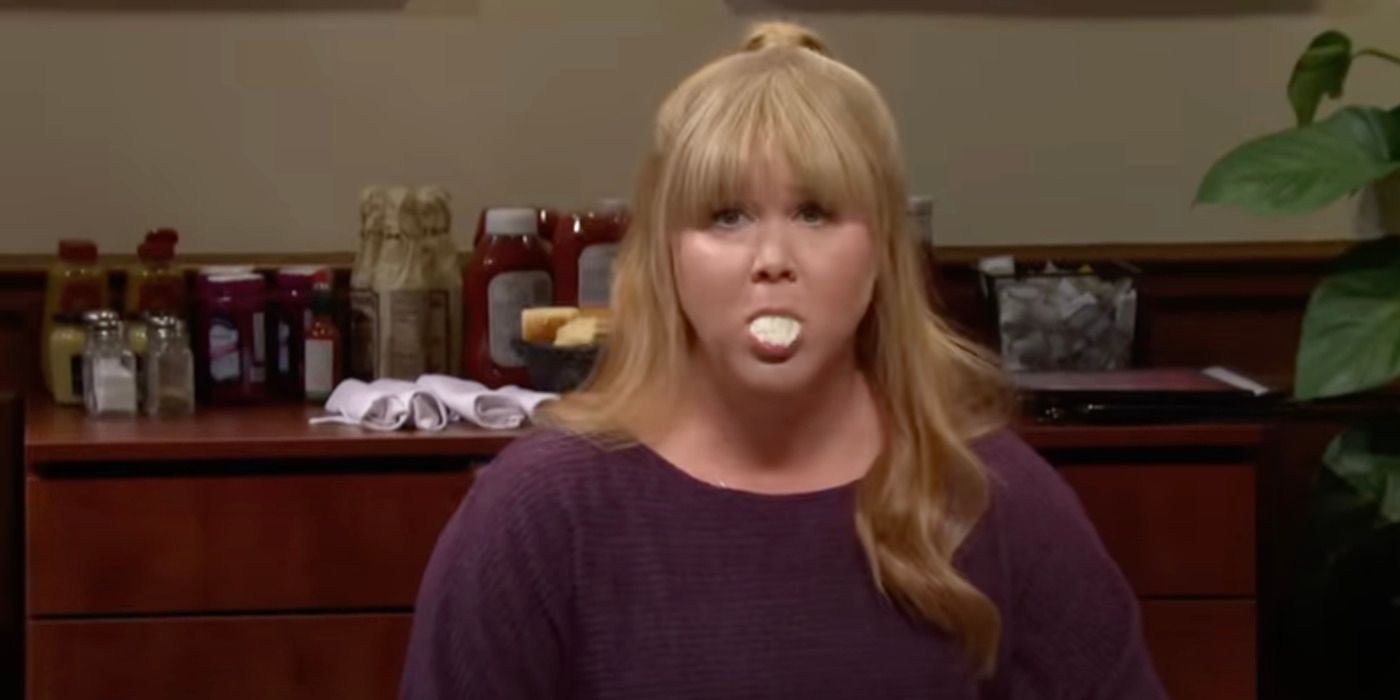 amy-schumer-snl-social-featured-1