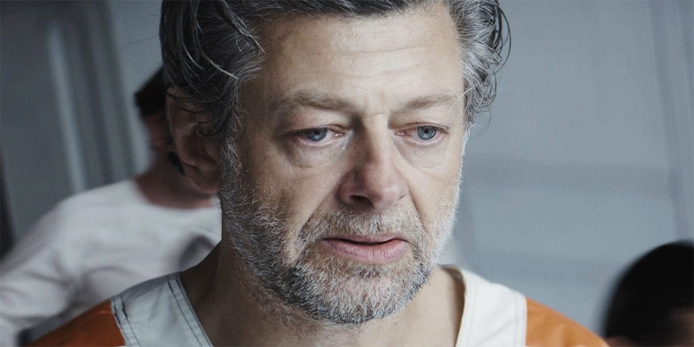 Andy Serkis as Kino Loy talking in Andor Episode 10.