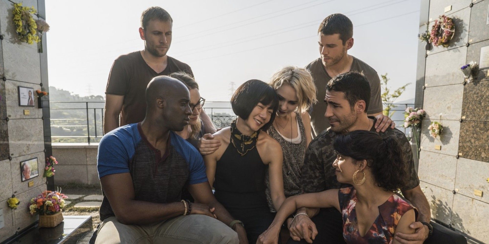  Bae Doona, Max Riemelt, Brian J. Smith, Miguel Ángel Silvestre, Tuppence Middleton, Tina Desai, Jamie Clayton, and Toby Onwumere in Sense8