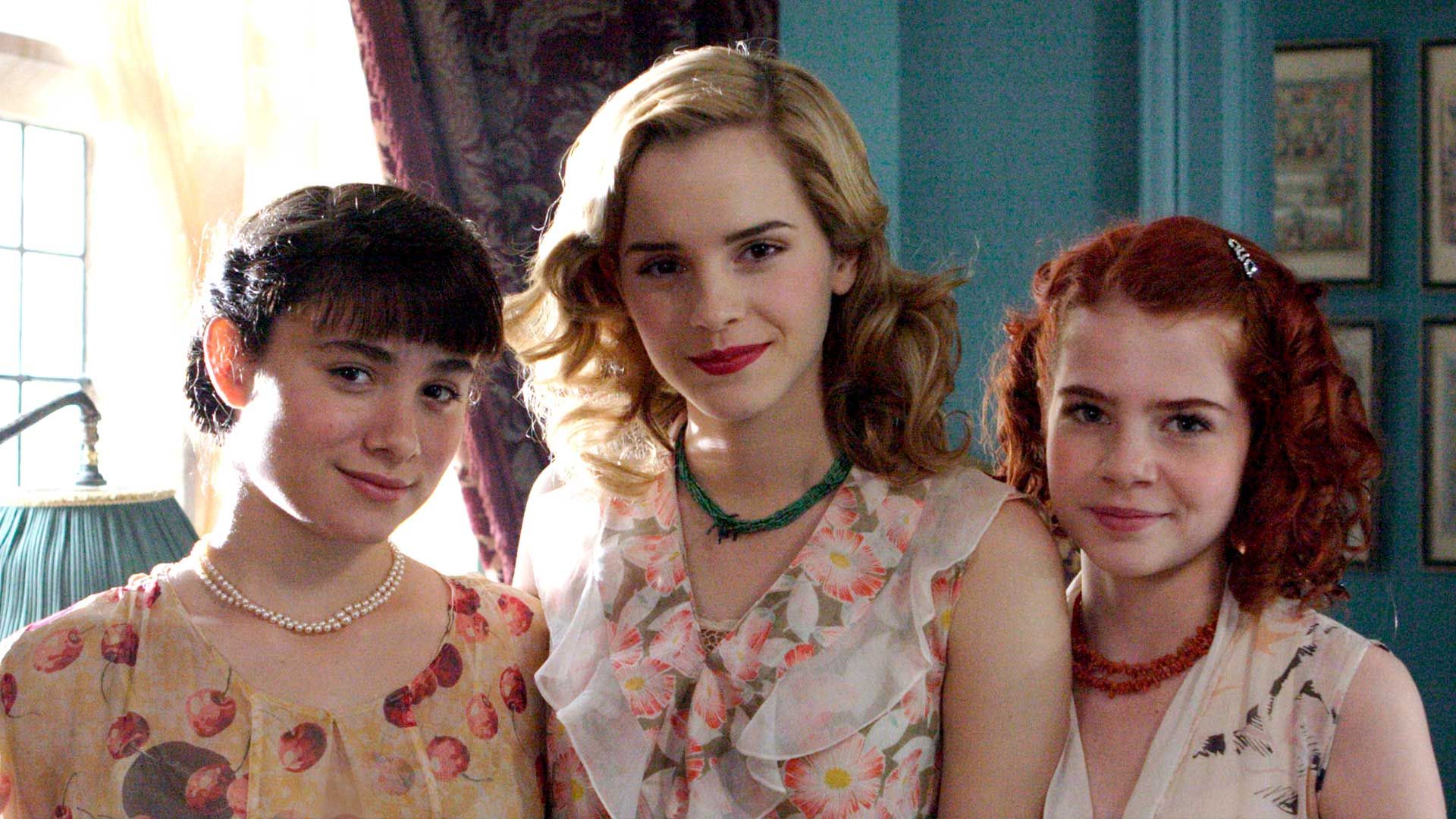 Emma Watson, Lucy Boynton, and Yasmin Paige in Ballet Shoes