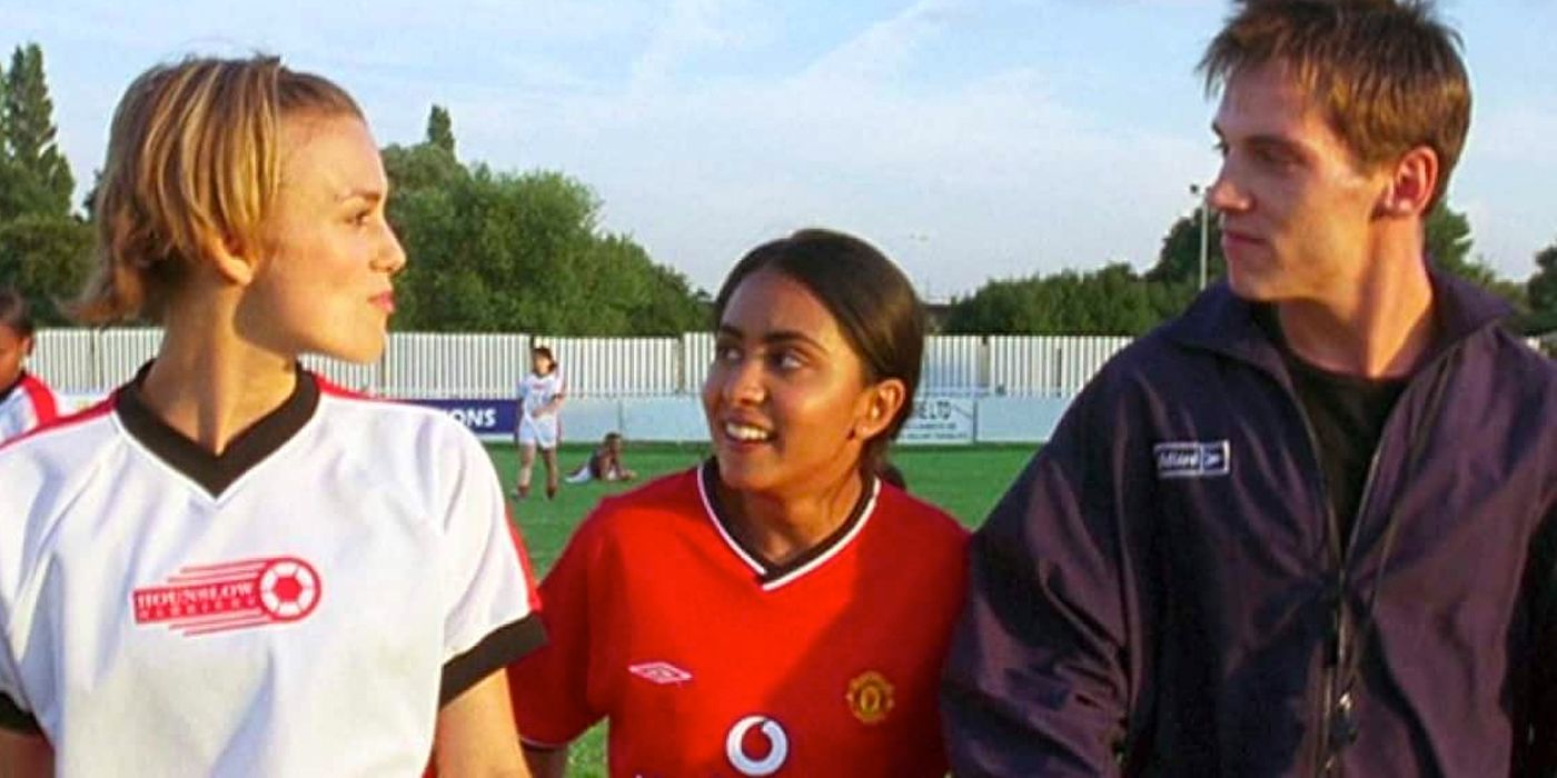 Keira Knightley, Parminder Nagra and Jonathan Rhys Meyers in Bend it Like Beckham