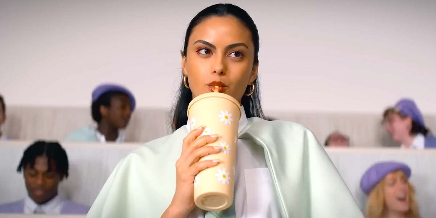 Drea Torres (Camila Mendes) sips from a flowery drink bottle in 'Do Revenge' (2022).