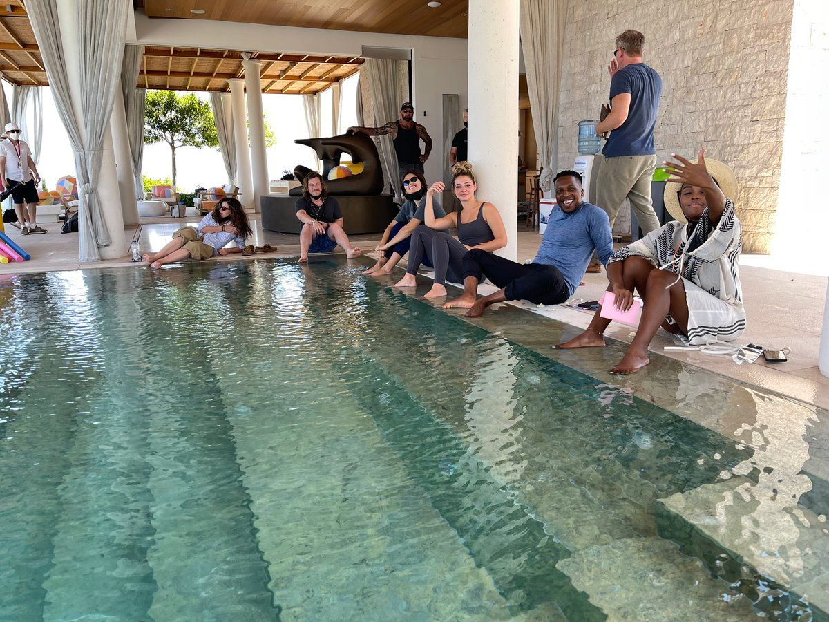 Rian Johnson Shares Glass Onion Set Images to Celebrate Theatrical Release