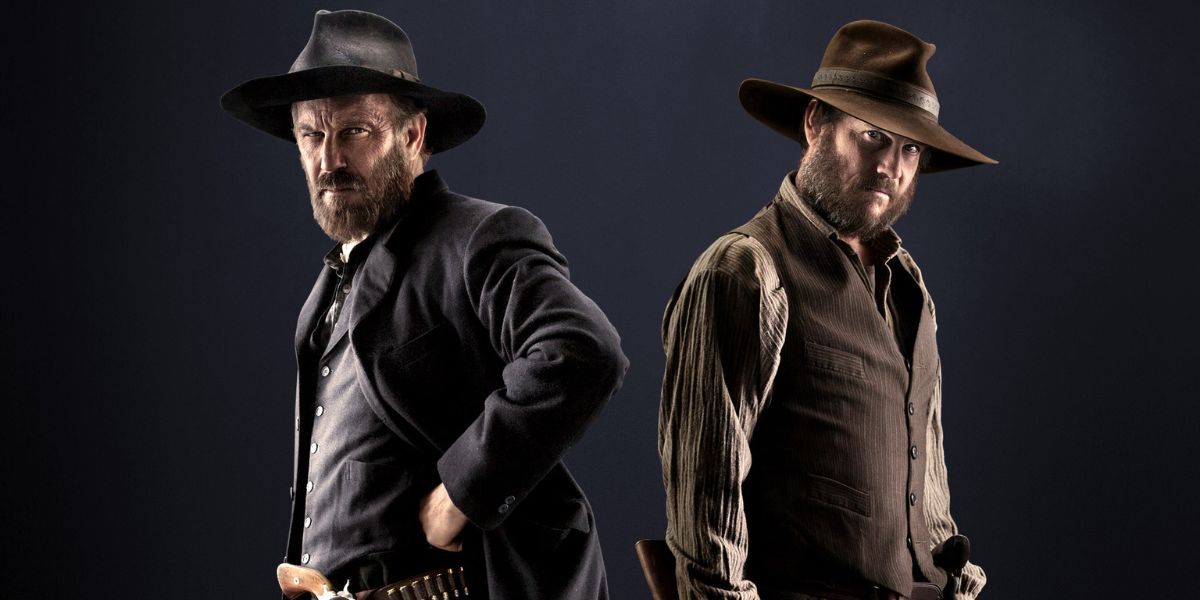 Kevin Costner and Bill Paxton in Hatfields & McCoys