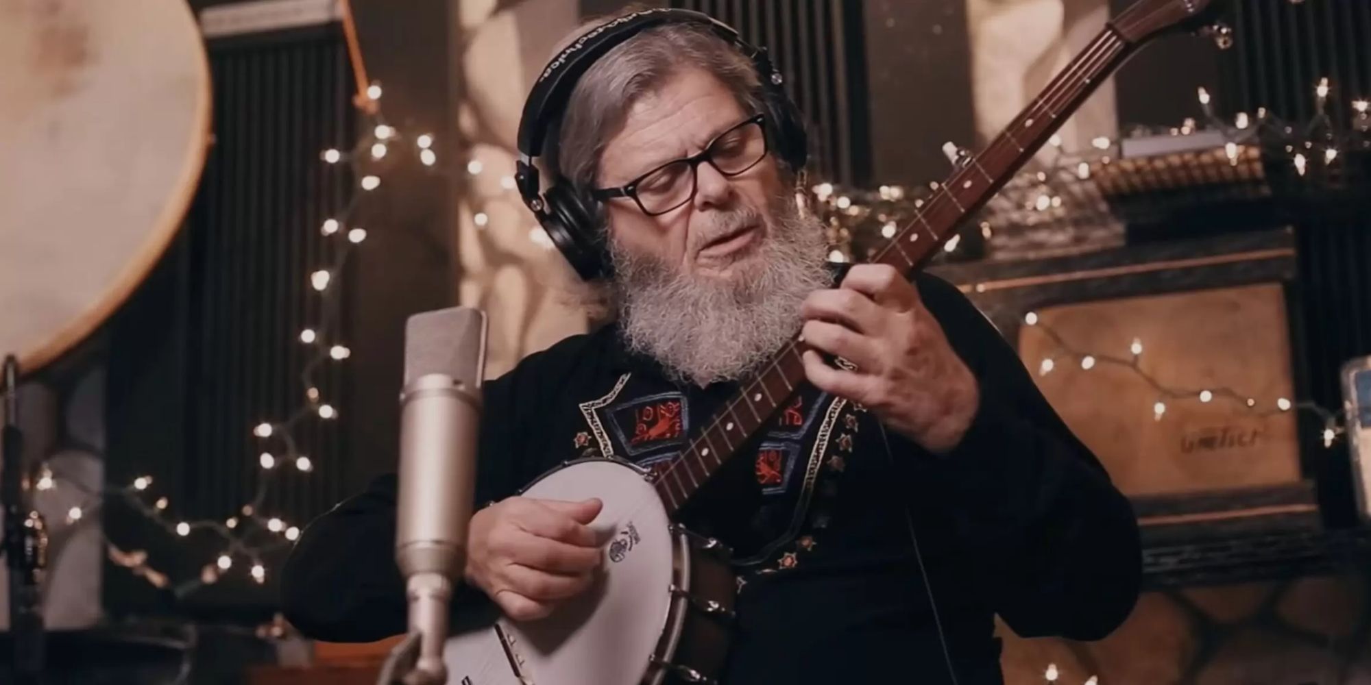 Gustavo Santaolalla, composer of HBO's 'The Last of Us', playing the banjo