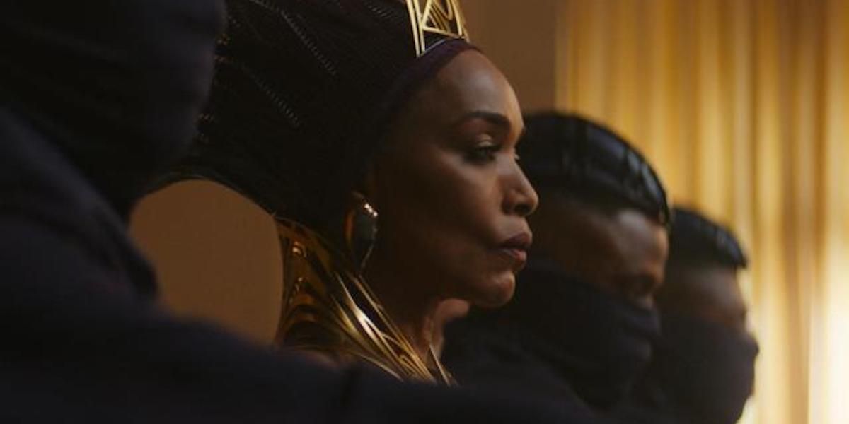Angela Bassett as Queen Ramonda addresses the UN in Black Panther Wakanda Forever
