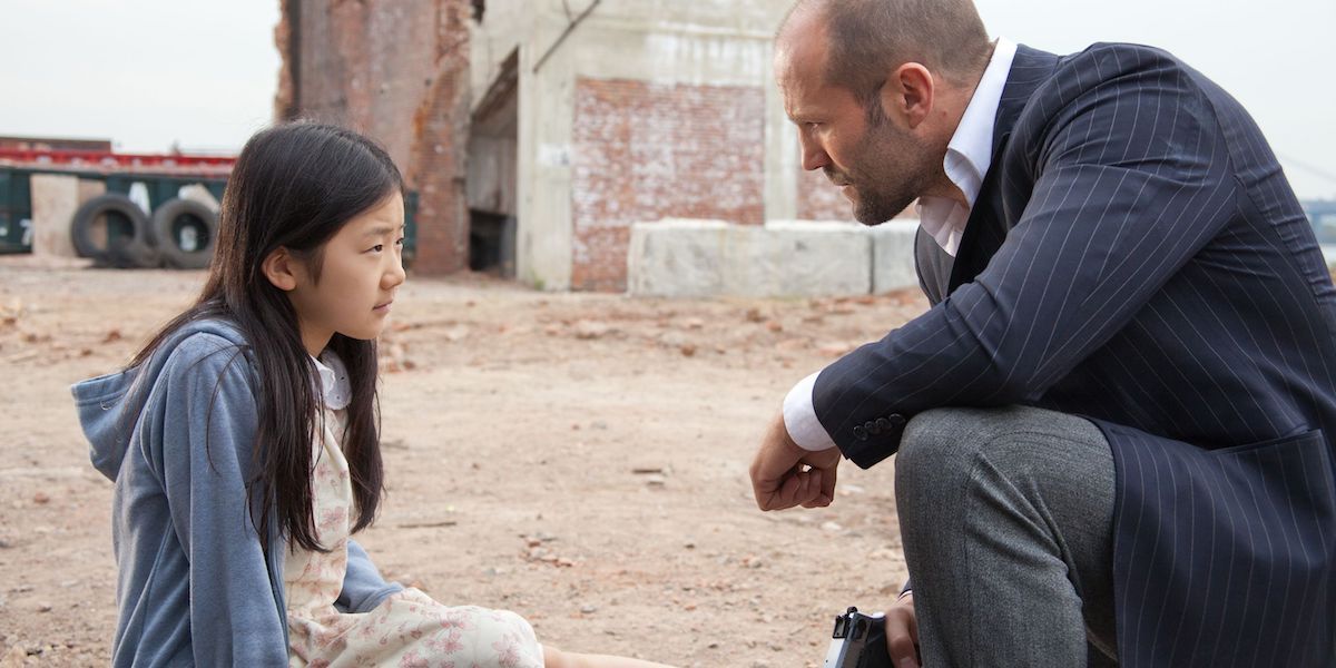 Catherine Chan as Mei talking to Jason Statham as Luke Wright in Safe