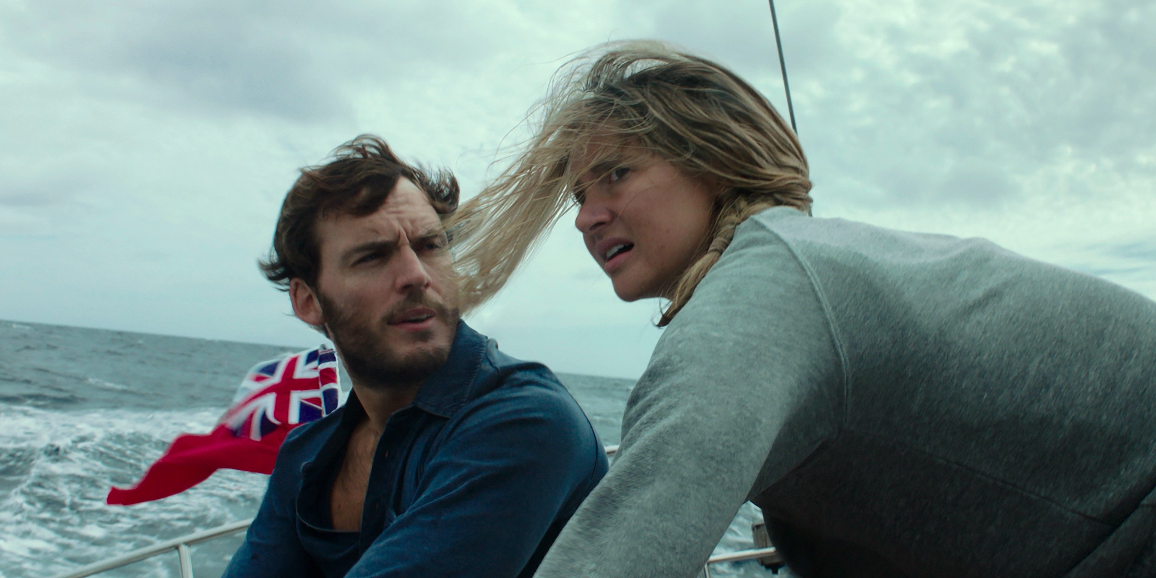 Sam Claflin and Shailene Woodley as Richard and Tamy in Adrift