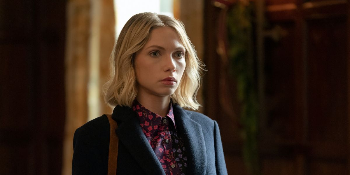 Tavi Gevinson as Kate Keller in HBO Max's Gossip Girl