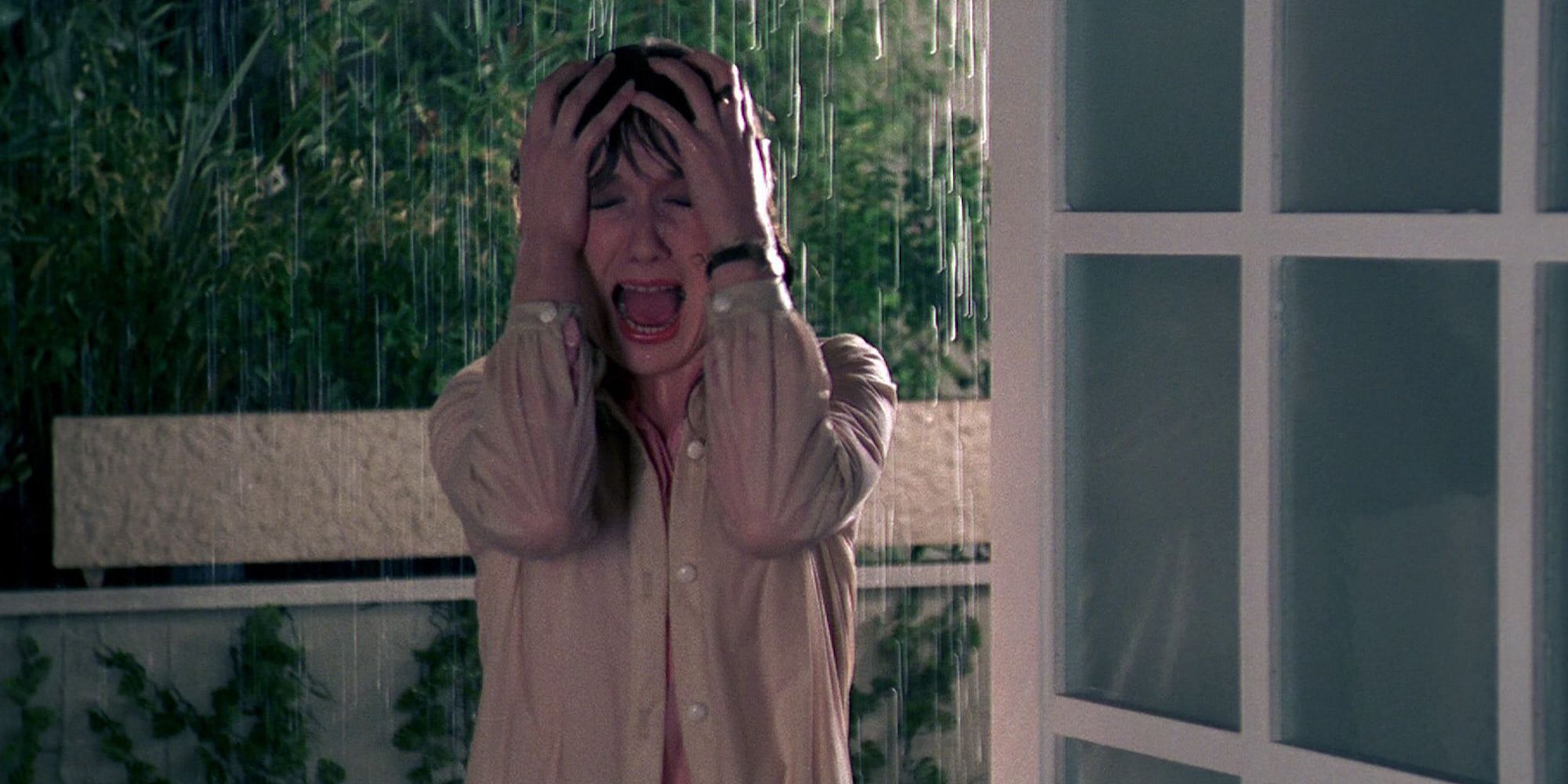 Daria Nicolodi screaming in the rain in Tenebrae.