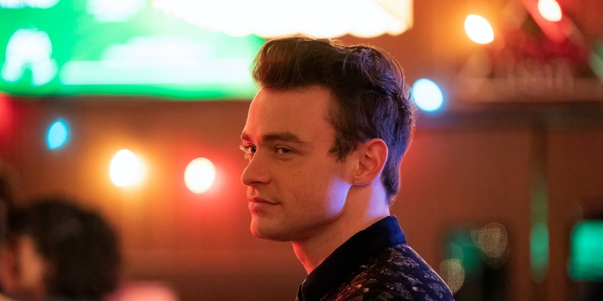 Thomas Doherty as Max Wolfe in HBO Max's Gossip Girl