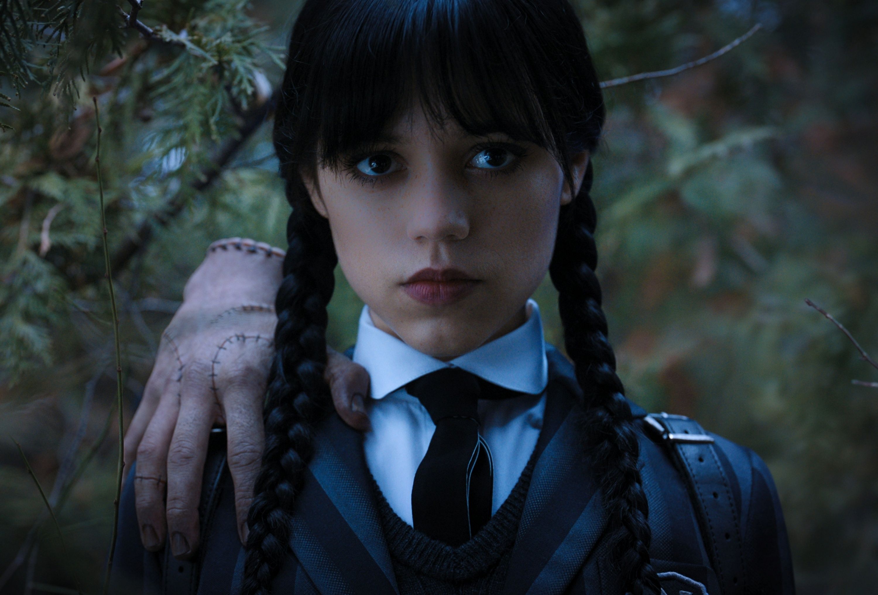 wednesday-jenna-ortega-thing