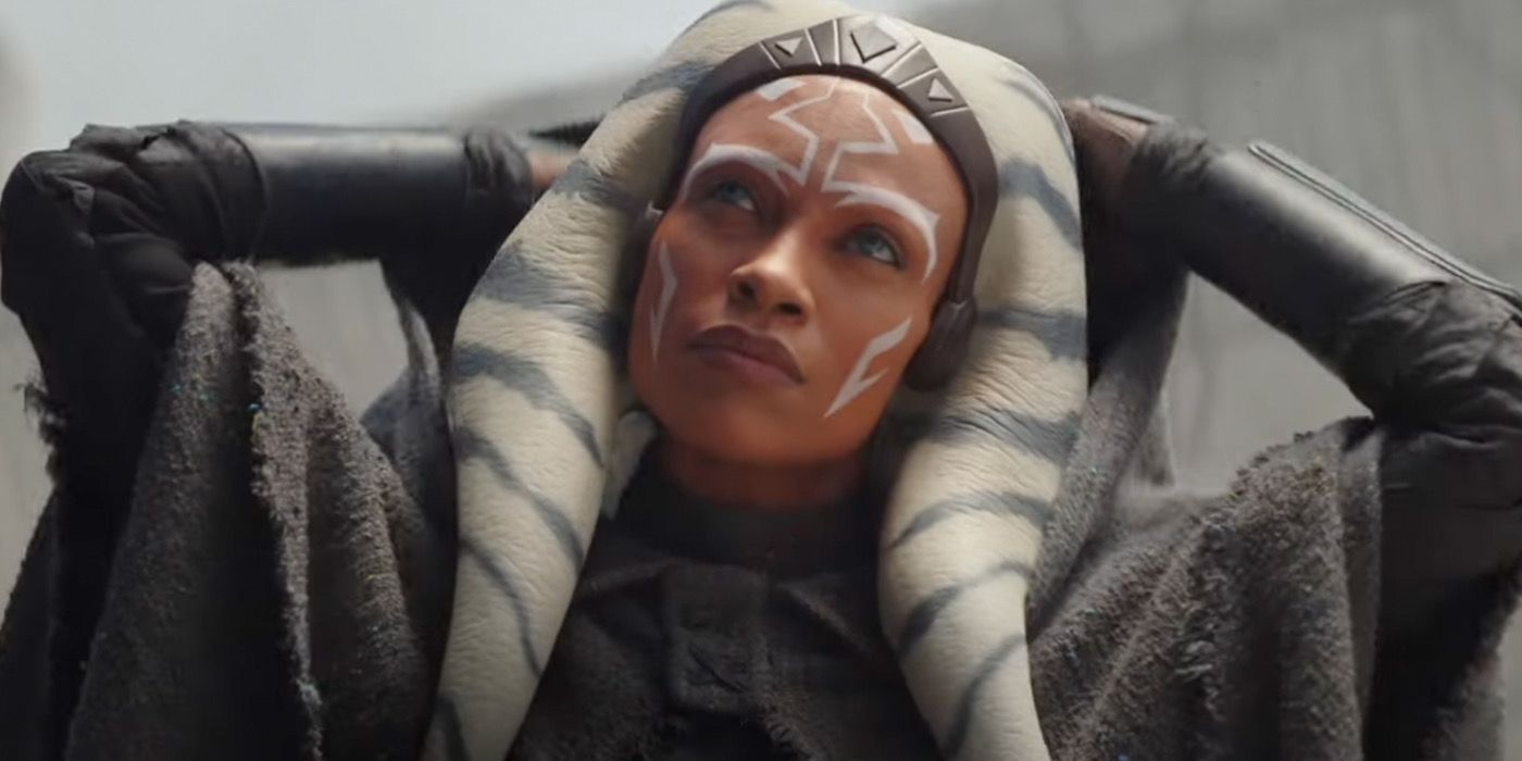 Why Doesn't Rosario Dawson Play Ahsoka in This Live-Action 'Star Wars'  Movie? - Inside the Magic