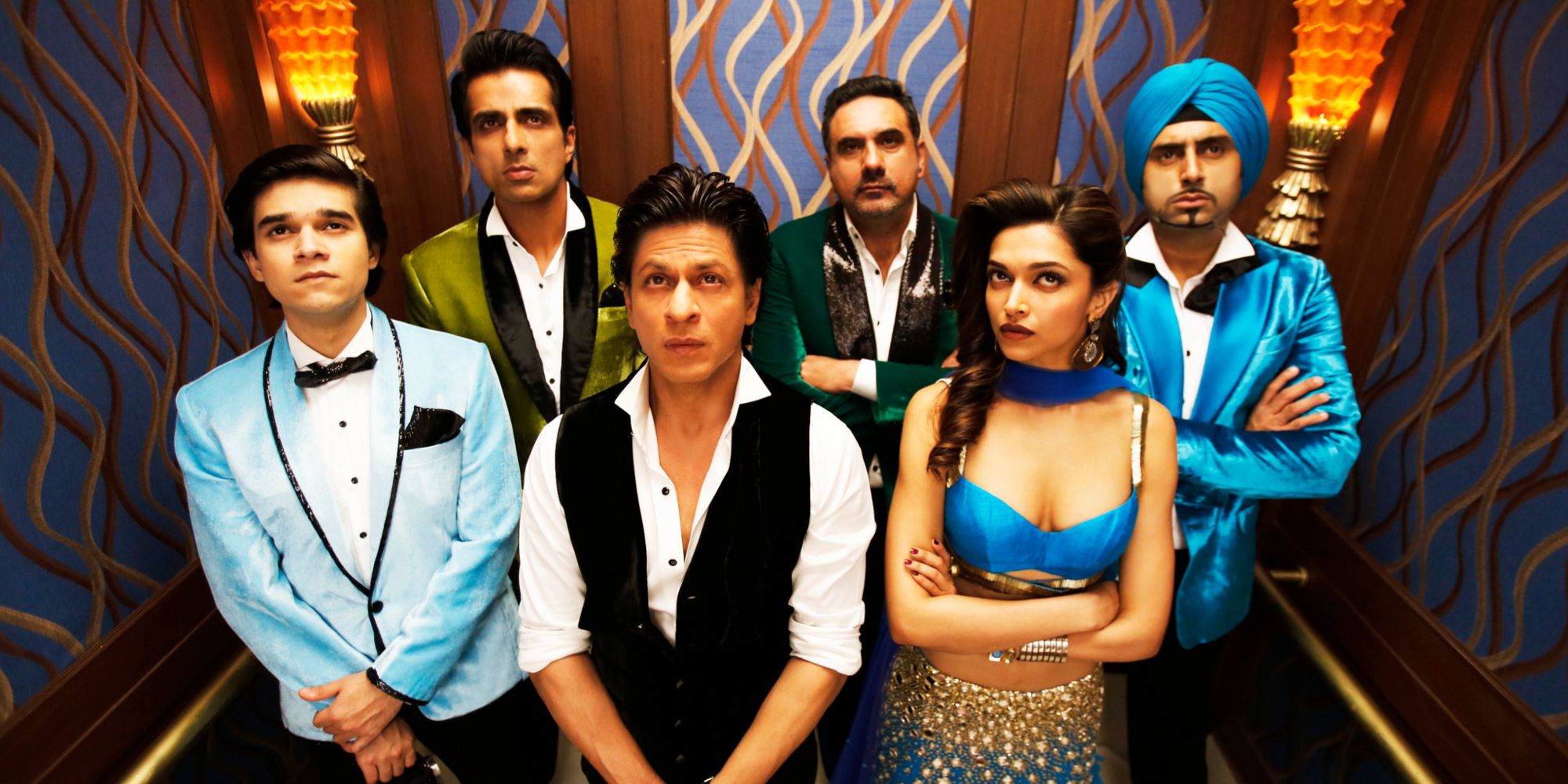 abhishek-bachchan-shah-rukh-khan-boman-irani-sonu-sood-deepika-padukone-vivaan-shah-happy-new-year-2014