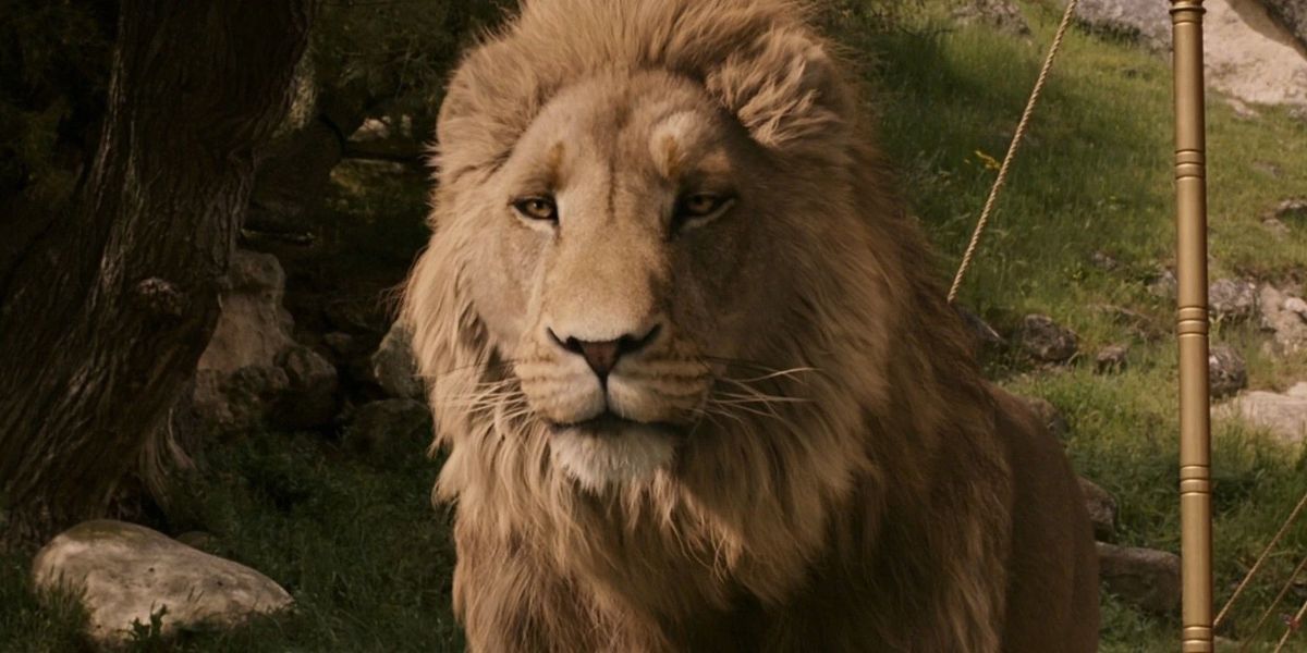 Aslan em As Crônicas de Nárnia: O Leão, a Feiticeira e a Capa