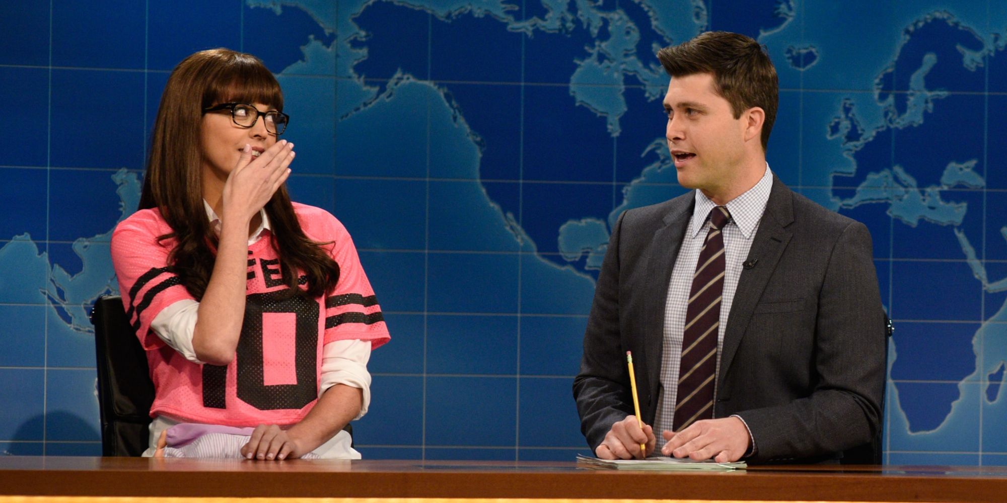Cecily Strong comme Heather sur SNL