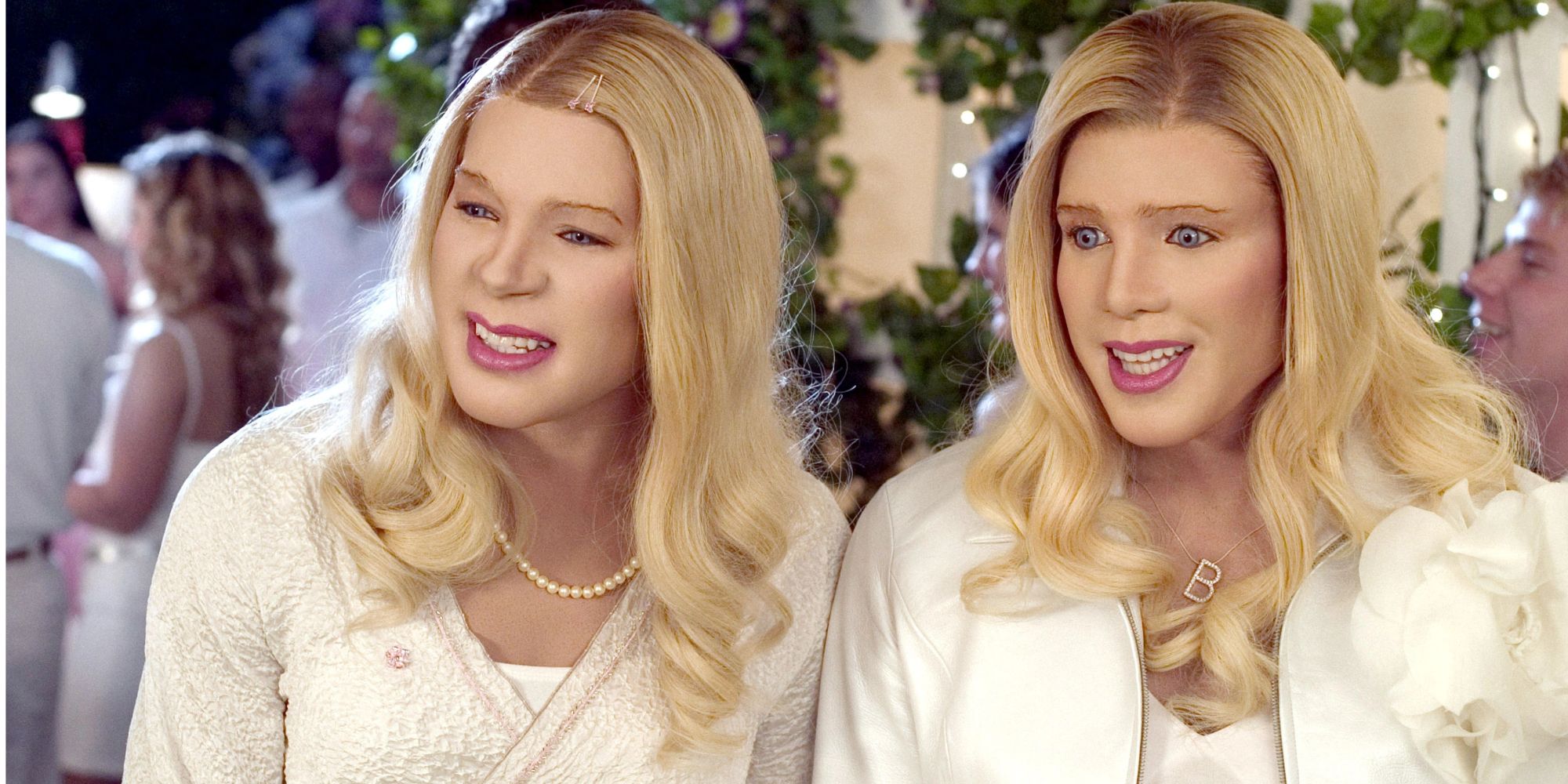 Marlon Wayans and Shawn Wayans as the Wilson sisters, smiling in White Chicks