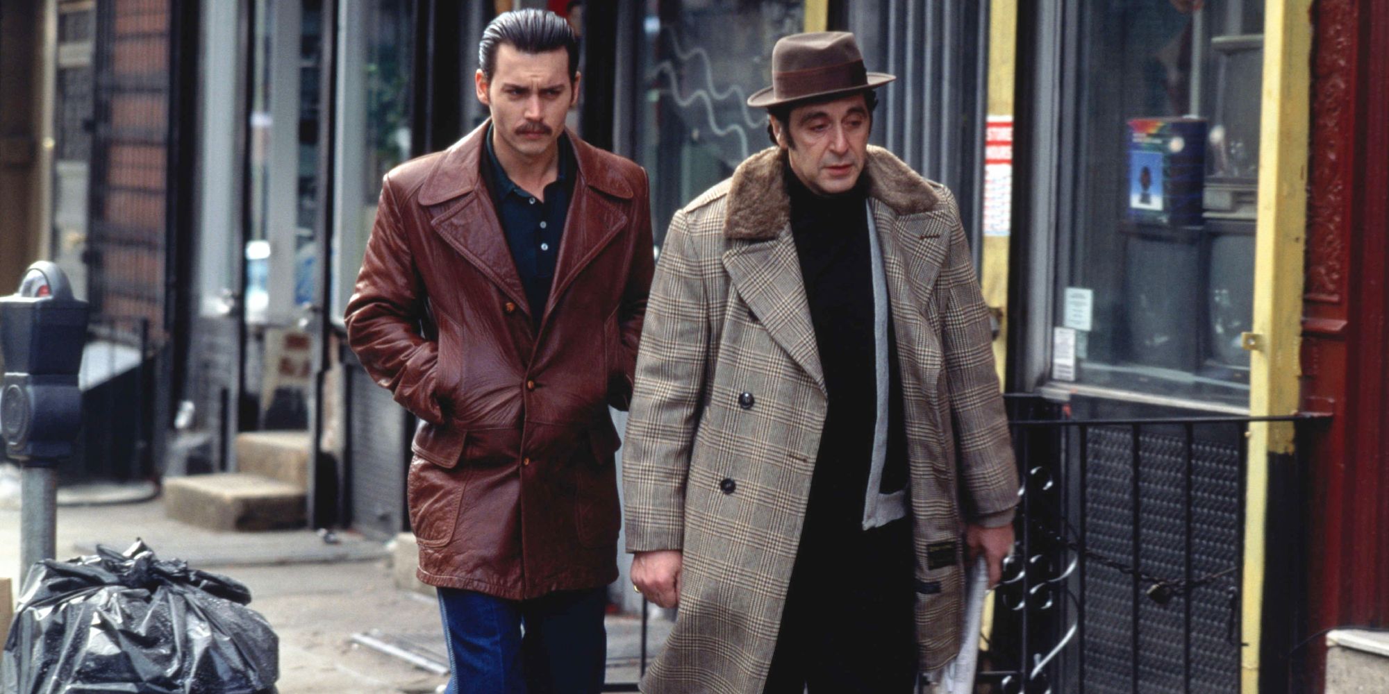 Johnny Depp e Al Pacino em Donnie Brasco - 1997