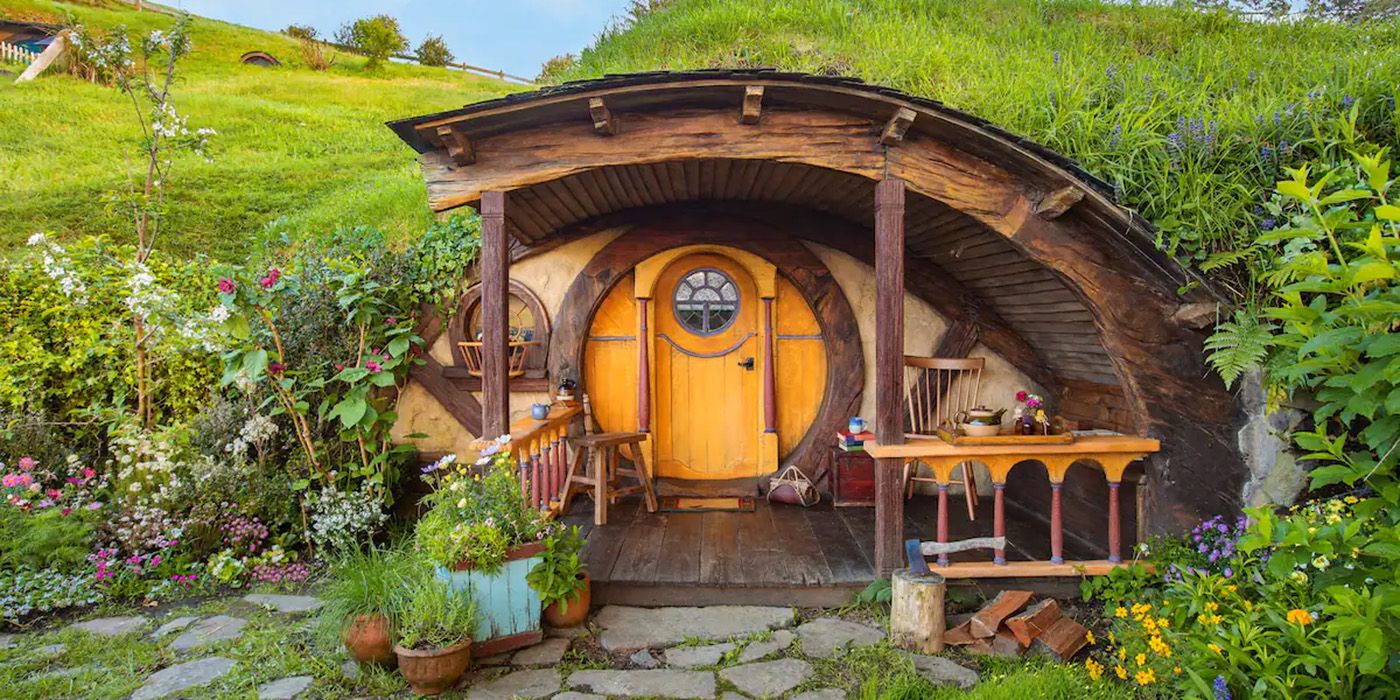 hobbiton-airbnb-social-feature