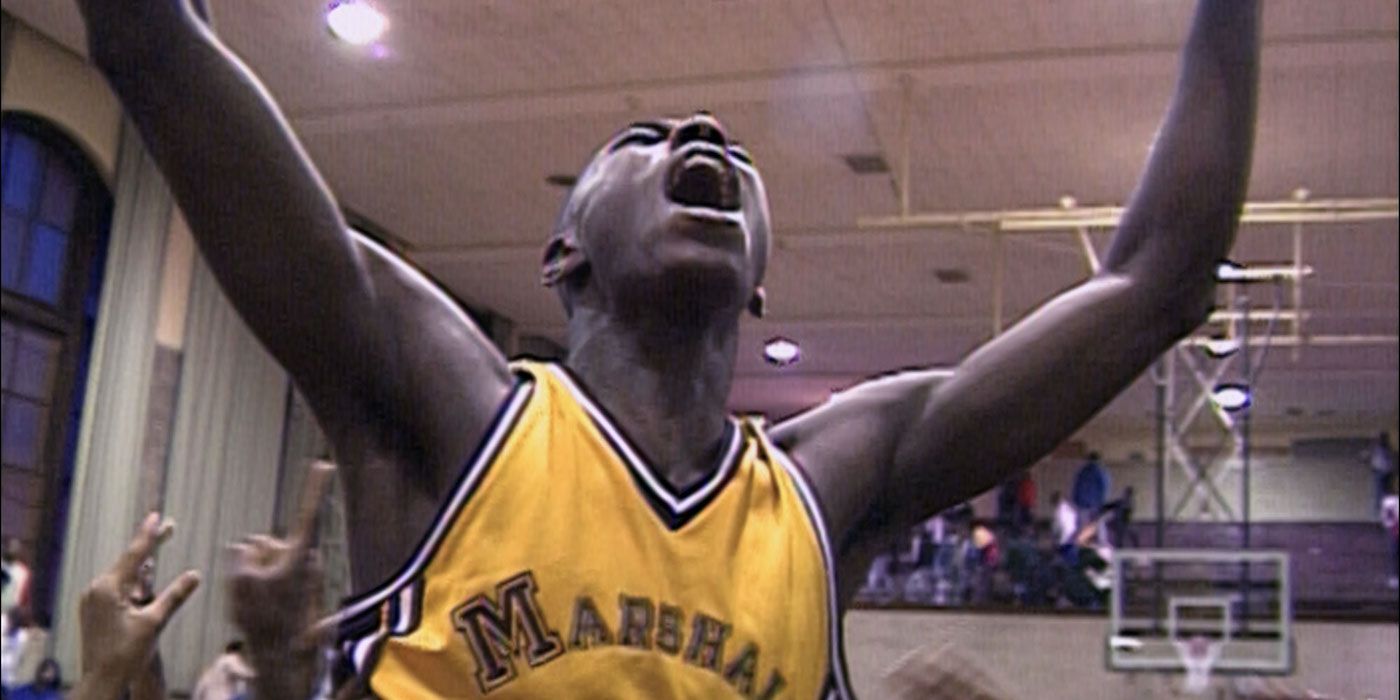 Basketball player yelling on the court in Hoop Dreams (1994)