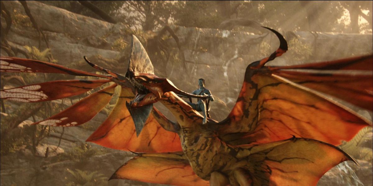 Sam Worthington dans le rôle de Jake Sully chevauchant un léonoptéryx dans Avatar