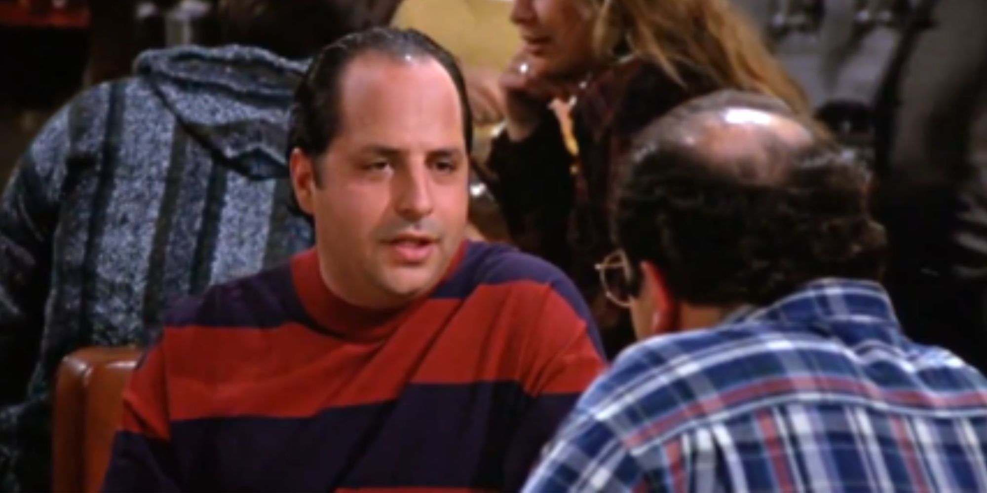 Jon Lovitz falou enquanto estava sentado em frente a Jason Alexander em Seinfeld