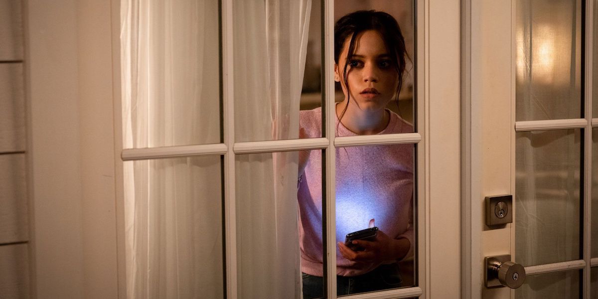 Jenna Ortega dans le rôle de Tara Carpenter dans Scream (2022)