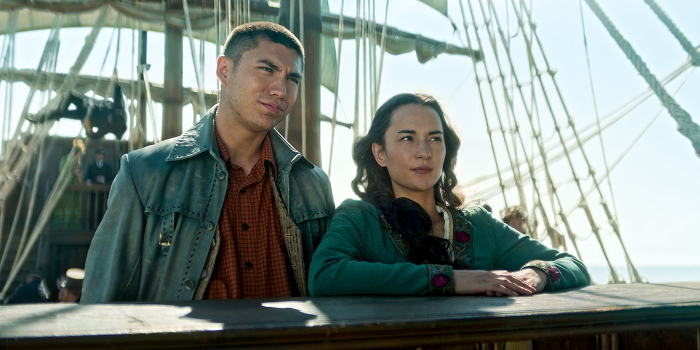 Mal Oretsev and Alina Starkov aboard a ship in Shadow & Bone Season 2