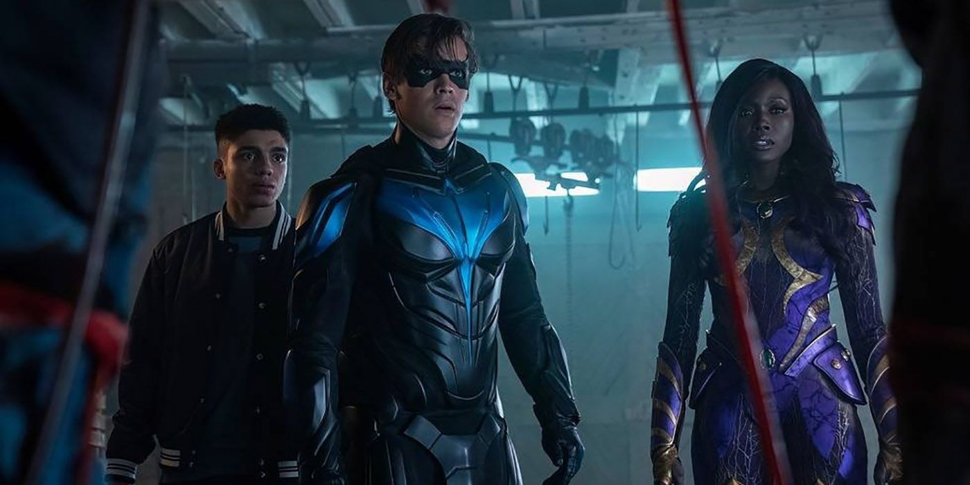 Titans-Jay Lycurgo, Brenton Thwaites and Anna Diop in Titans