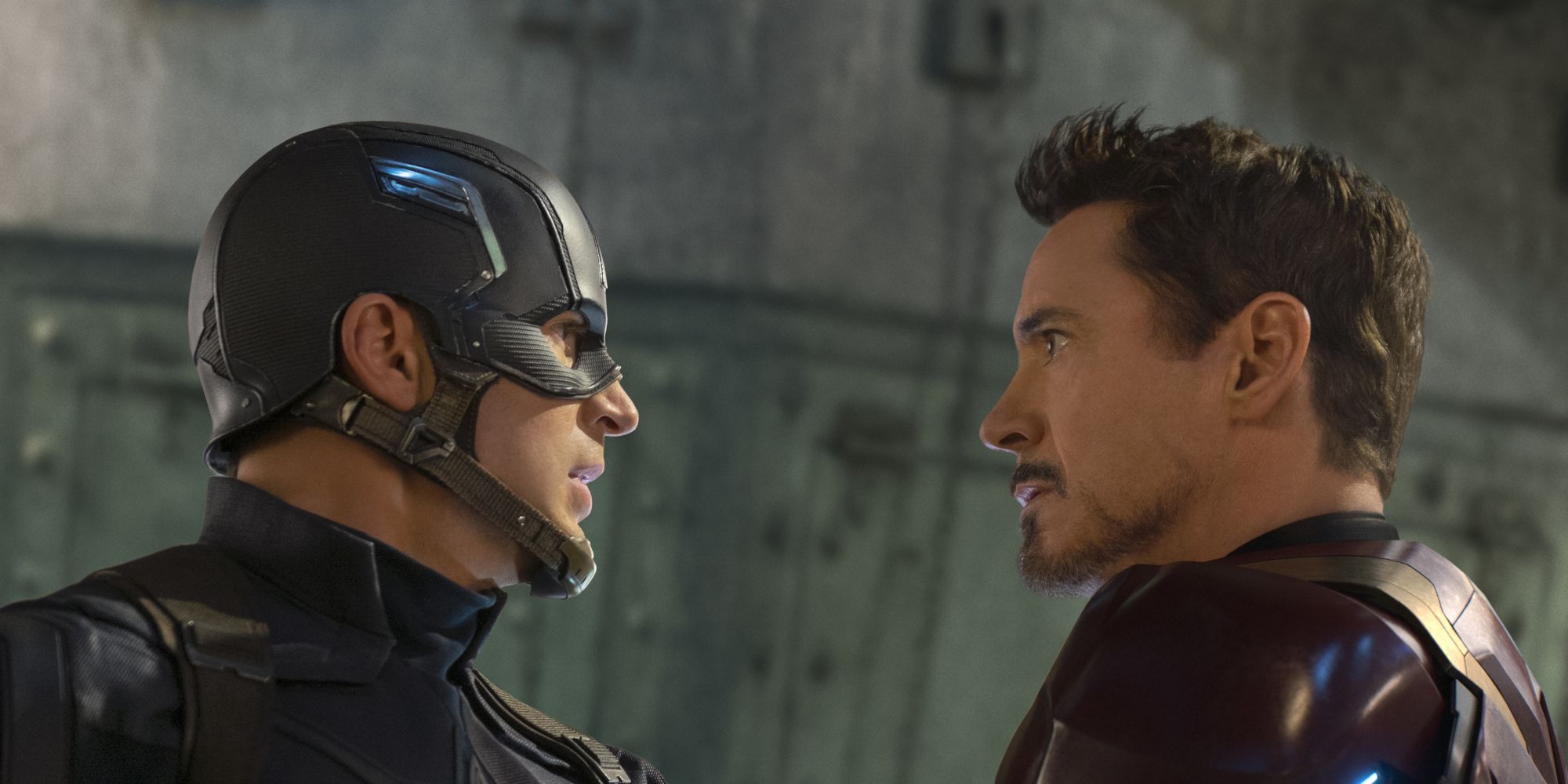 Chris Evans and Robert Downey Jr in Captain America: Civil War (2016)