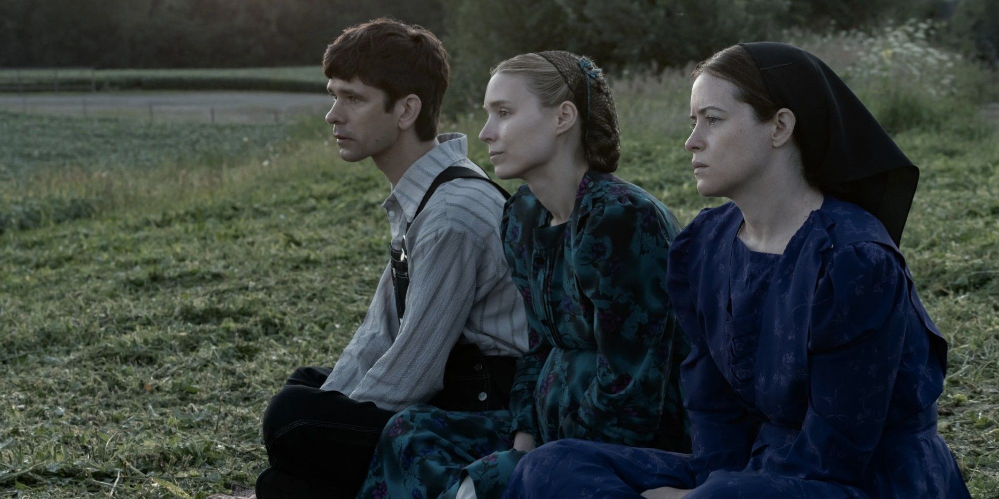 Claire Foy, Rooney Mara et Ben Whishaw dans 'Women Talking'.