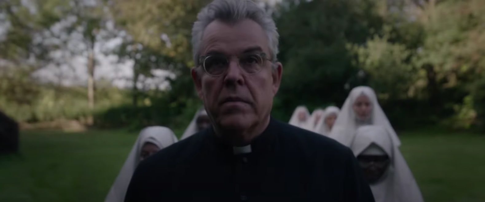 Danny Huston in consecration