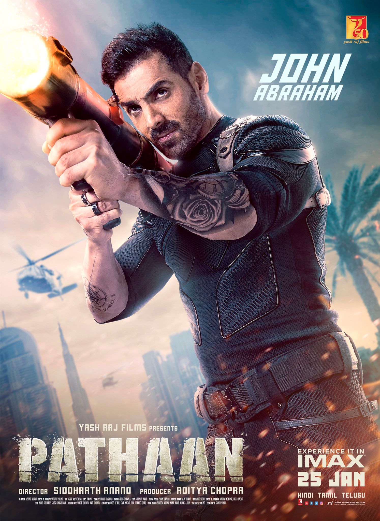 pathaan-poster-shah-rukh-khan-breaks-free
