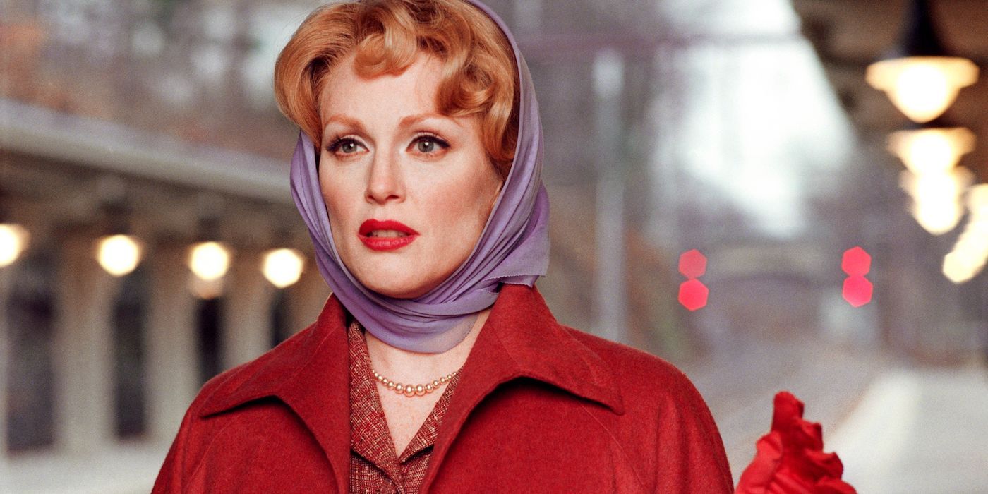 Julianne Moore as Cathy Whitaker in Far From Heaven