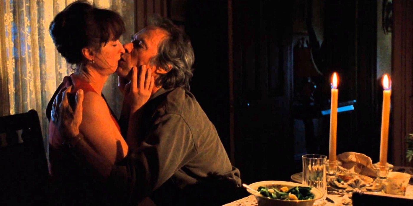 Meryl Streep as Francesca and Clint Eastwood as Robert sharing a Kiss in The Bridges of Madison County