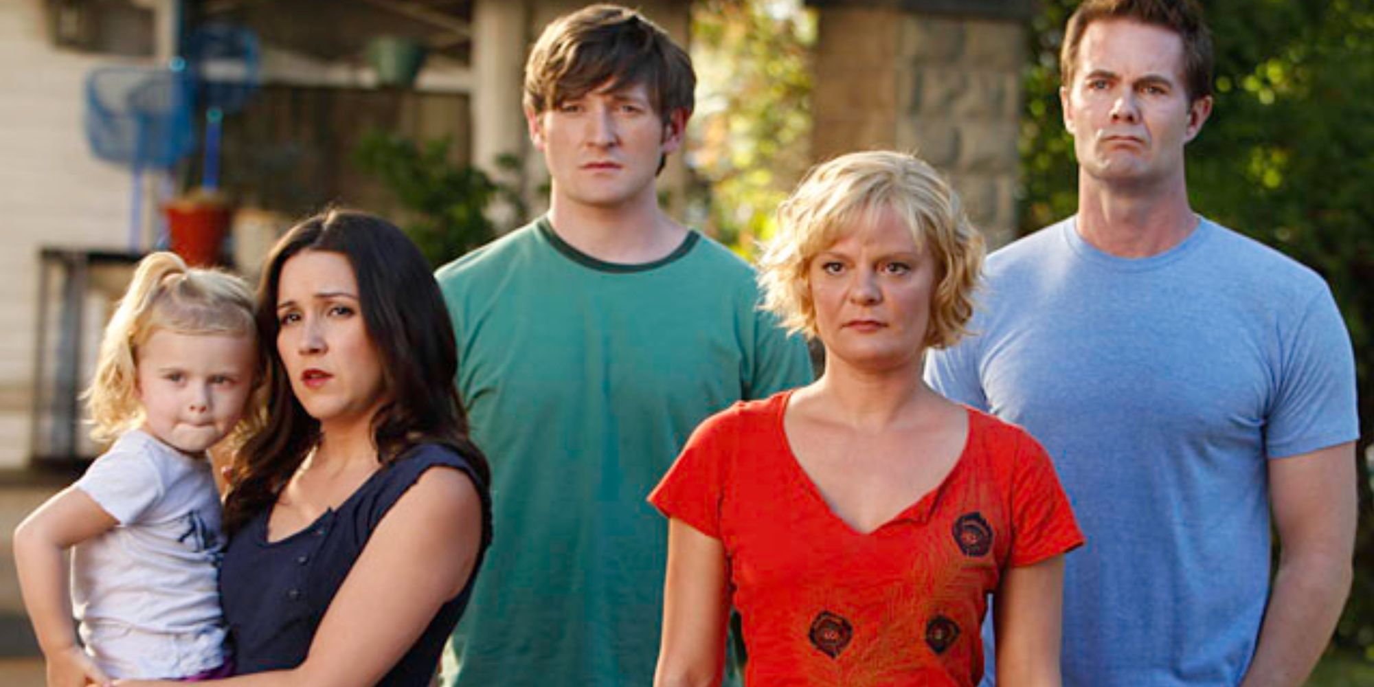 The Chance family staring ahead in Raising Hope