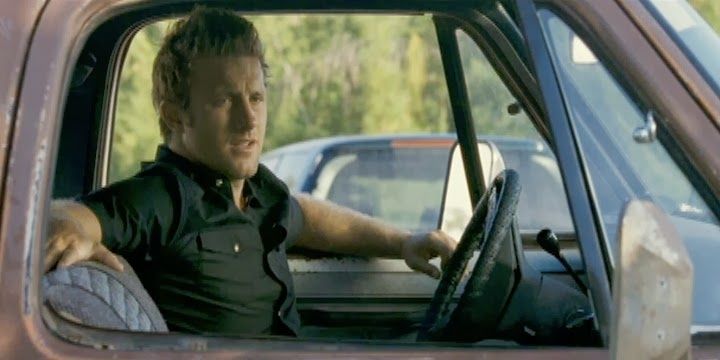 Scott Caan as Bryce Dunn in Into The Blue 