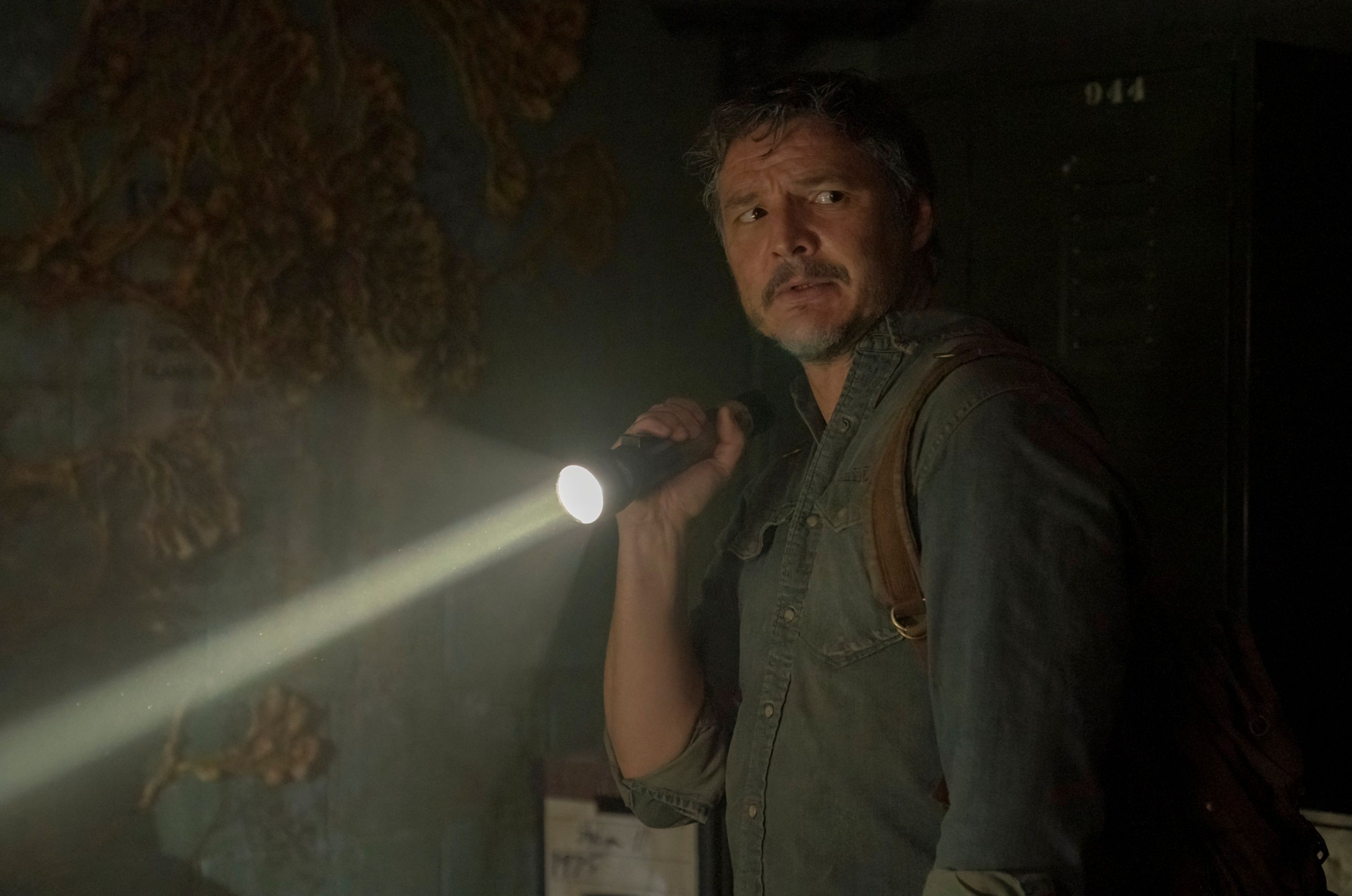 The Last of Us Pedro Pascal-02