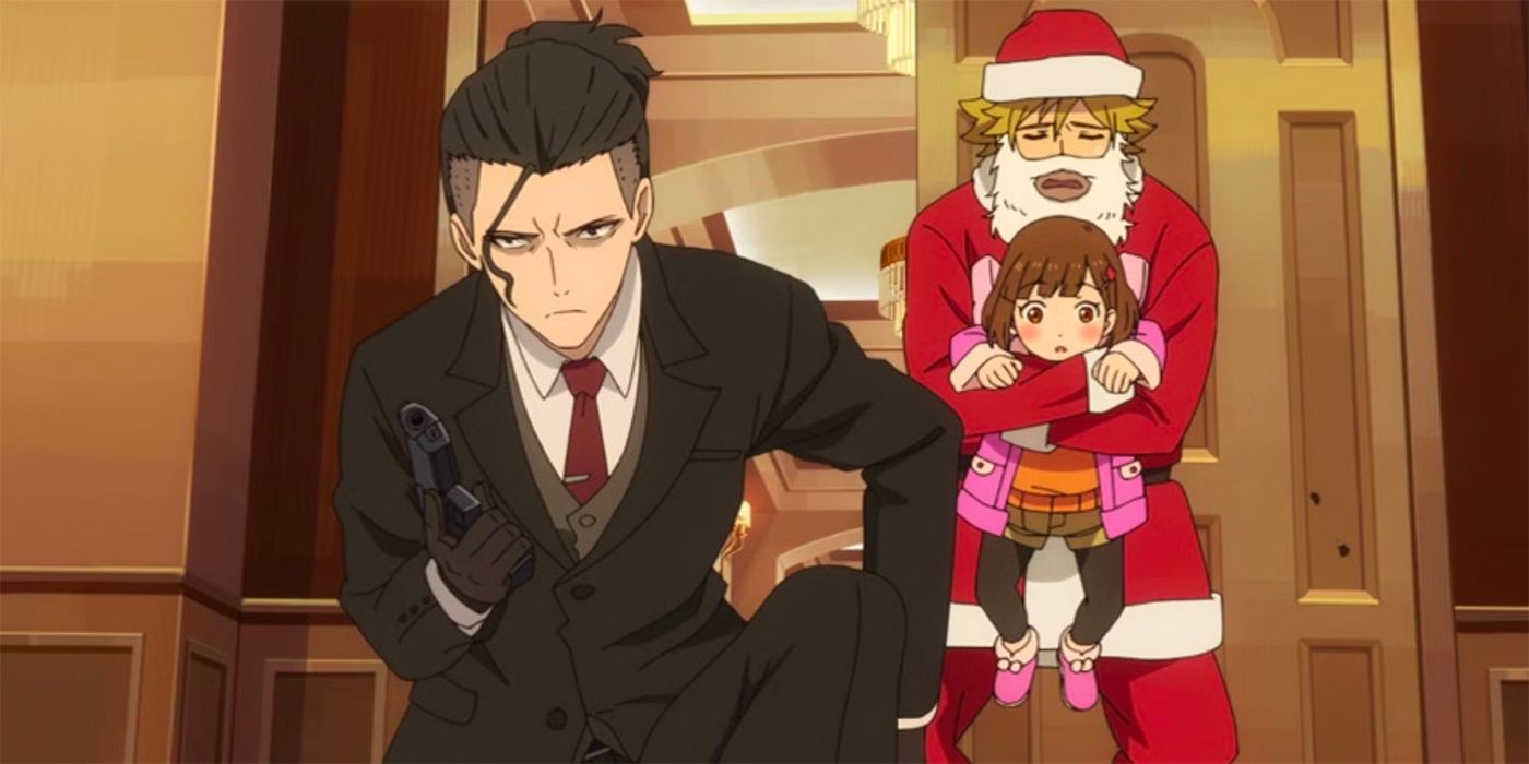 Rei avec un pistolet pendant que Kazuki est déguisé en Père Noël et tient Miri dans Buddy Daddies.