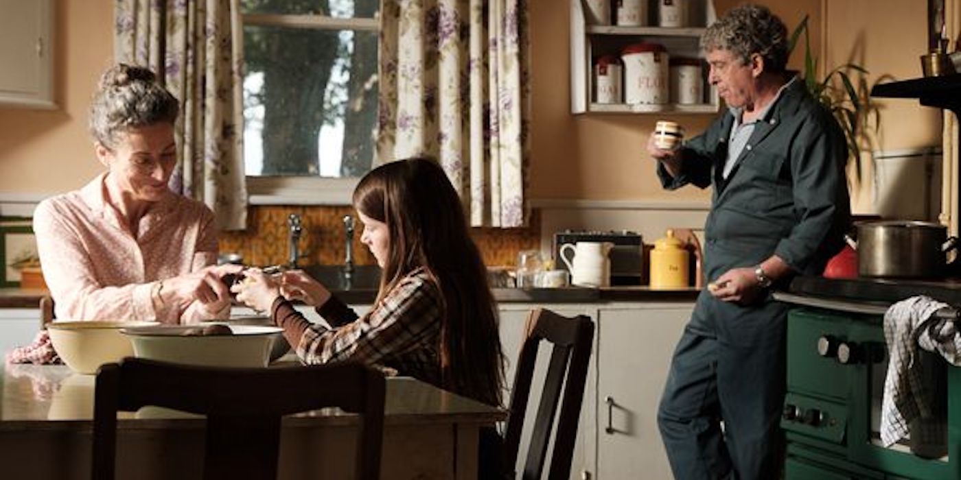 Carrie Crowley, Catherine Clinch, and Andrew Bennett in The Quiet Girl